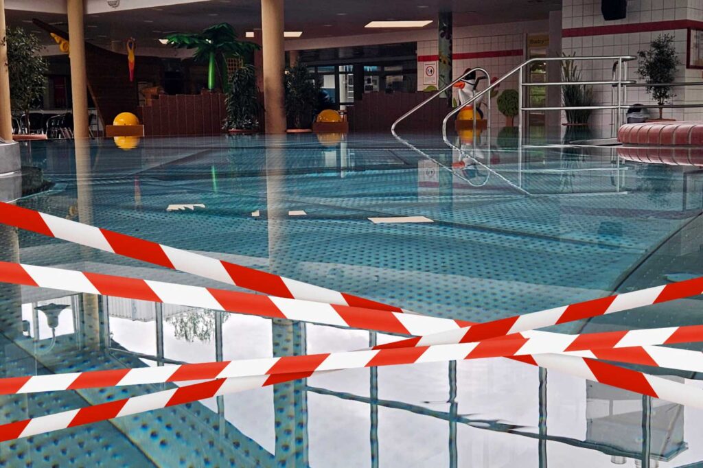 Familienbad mit Absperrband