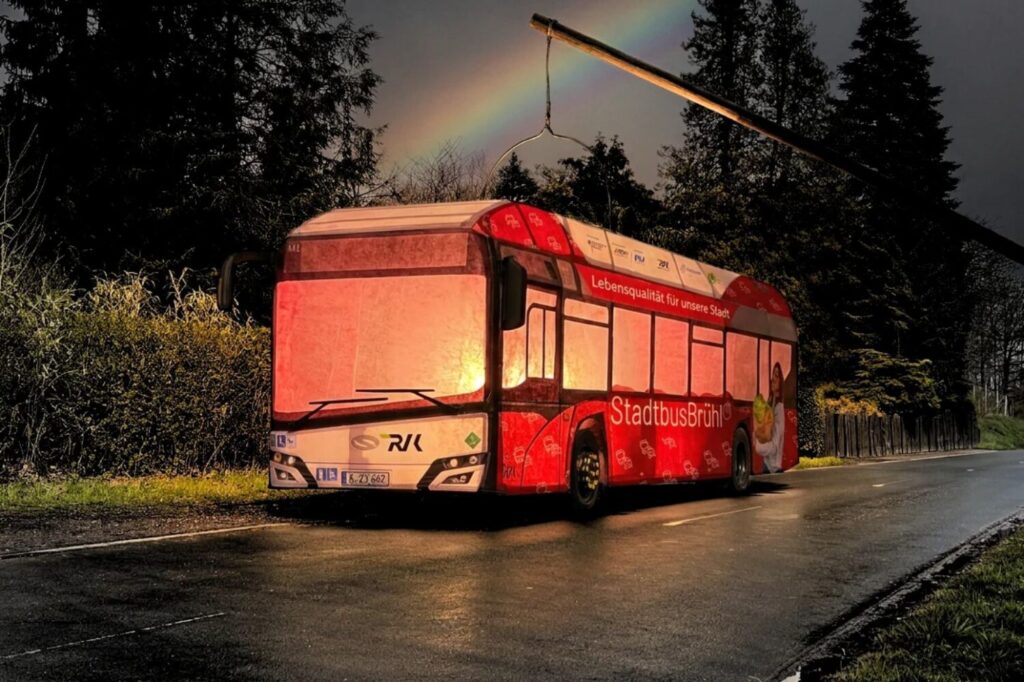 Der Stadtbus als Martinslaterne